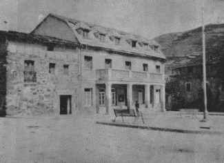ayuntamiento.jpg (243340 bytes)